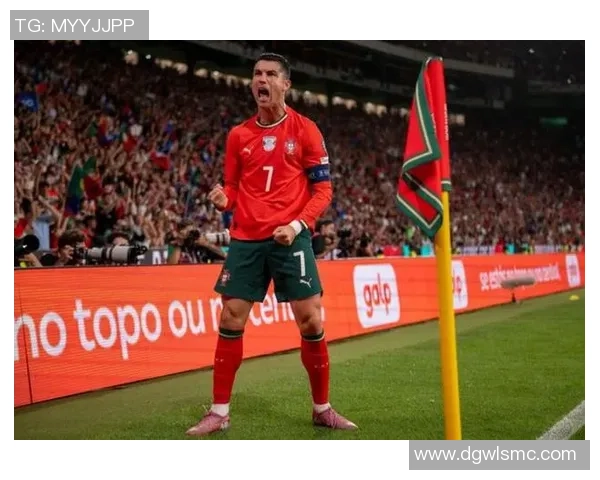 足球明星不仅脚下功夫了得学历背景同样令人瞩目